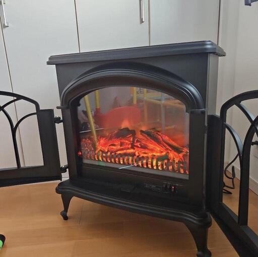 ニトリ ワイド暖炉型ファンヒーター 2017年式 BLT-999B-3-BK