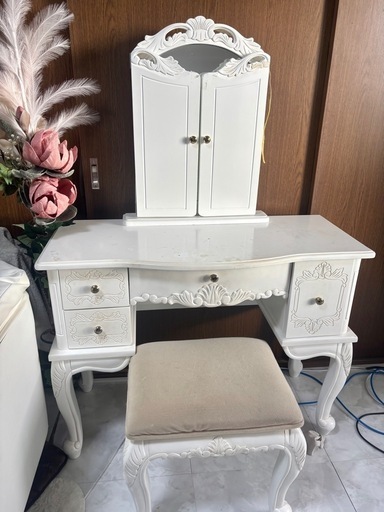 北欧レトロ アイアンフレーム スチールドレッサー 化粧台 スツール付き 鏡台 北欧レトロ アイアンフレーム スチールドレッサー 化粧台 スツール付き