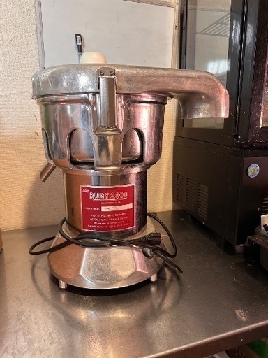 Extractor Ruby 2000 THE RUBY 2000 JUICE EXTRACTOR (すずき) 表参道のキッチン家電《ジューサー、ミキサー》の中古あげます・譲ります ...