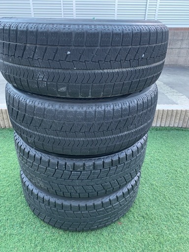 バリ溝‼️ダンロップスタッドレスセット225/60R17 30系アルファード等