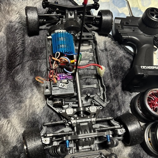 ドリフトラジコンのセットAE-86ボディ付き ヨコモ D1 AE86 ボディ