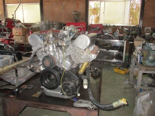 メルセデス―ベンツ107-126リビルトエンジン及び部品販売