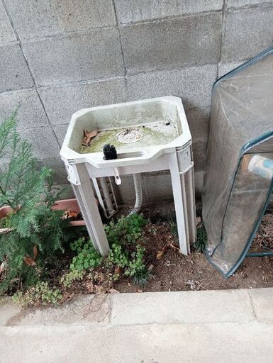 引っ越しの為、大至急。ビニールハウスや洗面台