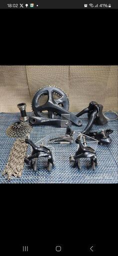 SHIMANO SORA R3000 コンポセットおまけにカーボンフレーム あげます