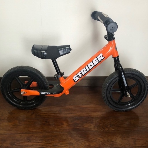 STRIDER バランスバイク オレンジ 美品】STRIDER バランスバイク 12