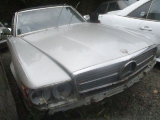 Mベンツ107-560SLリサイクル部品取り車両販売