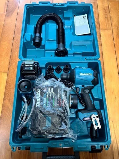 マキタ40vブロワーフルセット（使用1年未満）