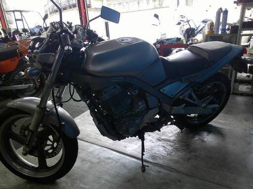 YAMAHA SRX400-4 グレー 車検予備検対応車 エンジン始動動画 半額配送キャンペーン 期間限定 現状渡し諸経費￥0- 横浜 YAMAHA SRX400-4 グレー 車検予備検対応車 エンジン始動動画 半額配送