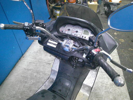 YAMAHA マジェスティ250C 白 エンジン始動動画 自賠責保険で乗れます