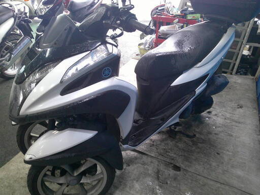 YAMAHA トリシティ125 白 エンジン始動 自賠責保険で乗れます 半額配送