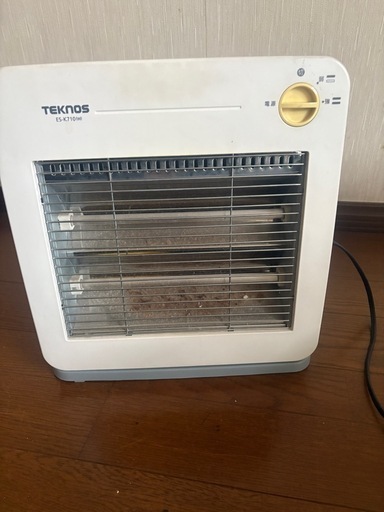 ファンヒーター　TEKNOS ES-710(W)