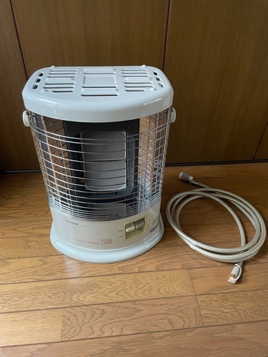 トヨトミ 石油ストーブ 木造10畳コンクリート13畳日本製 木目色 HRC