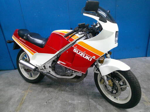 SUZUKI アドレスV125S-リミテッド 白  半額配送キャンペーン 期間限定価格 現状渡し諸経費￥0- 横浜 P-Yard SUZUKI アドレスV125S-リミテッド 白 半額配送キャンペーン 期間限定