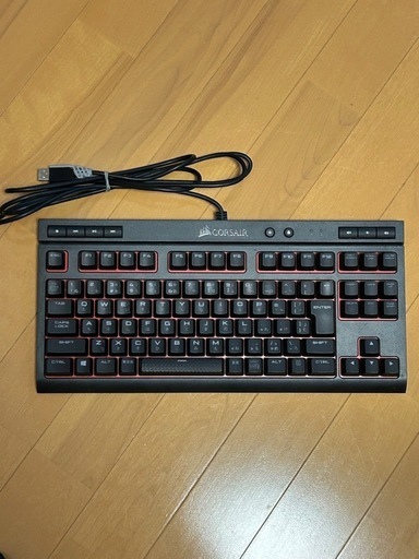 CORSAIR製  バックライト赤色LED付きキーボード