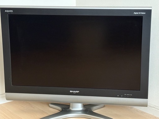 SHARP AQUOS 32型の液晶テレビ　LC-32E5