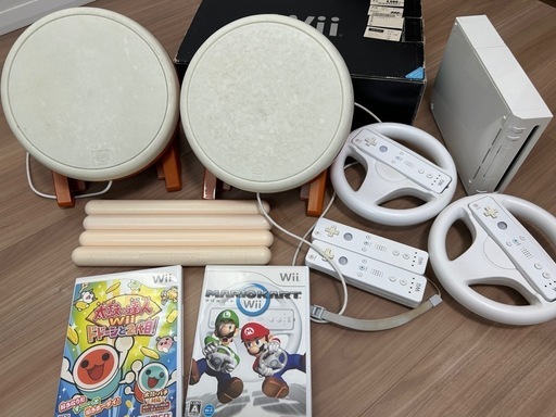 任天堂Wii 本体付 マリオカート ハンドル4 太鼓の達人スーパーセット