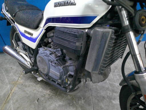 HONDA VF750セイバー 白/青 格安提供車 半額配送キャンペーン ク