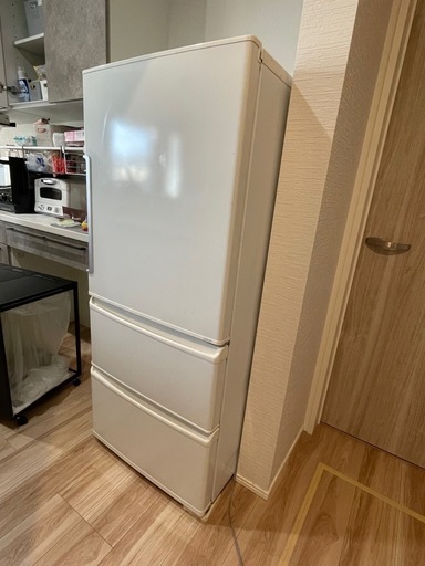 取引中 AQUA ノンフロン冷凍冷蔵庫 2017年製 272L アクア 良品