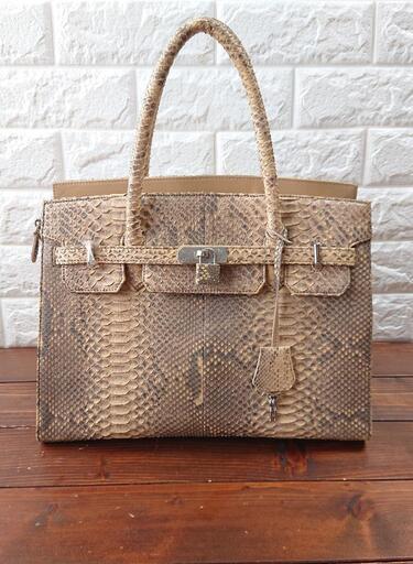 新品未使用品　kate spade トートバッグ 2025年最新】kate spade トートバッグの人気アイテム - メルカリ