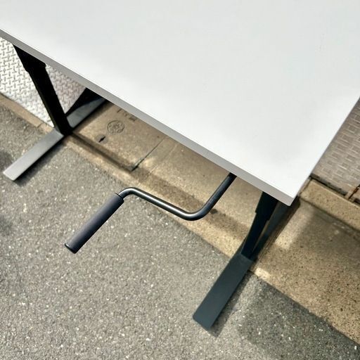 武蔵小山店】 イケア IKEA TROTTEN トロッテン 昇降テーブル 昇降式