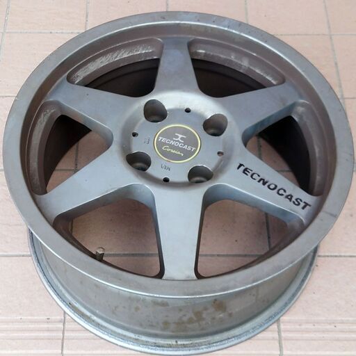 交渉中］稀少サイズアルミホイール テクノキャスト16インチ 4穴 PCD114 