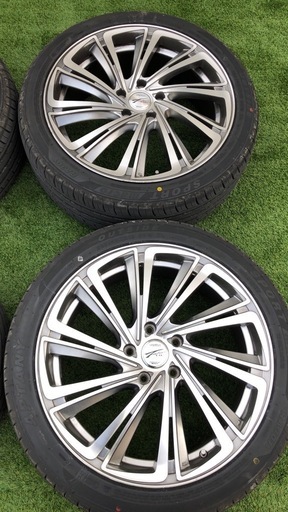 ほぼ新品タイヤ 7.5J 5H P.C.D:114.3 INSET:55 バドックス(BADX