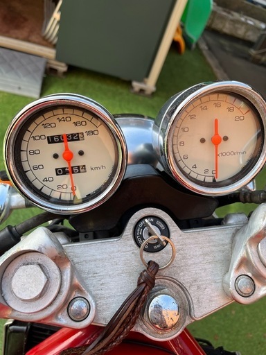 かじゅ 早い方優先】スズキ バンディット250 バンディット250VはZX-25Rよりも