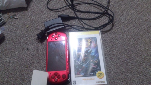 psp(赤・箱なし)充電器・MHP3