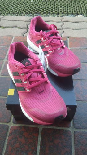 美品 adidas レディースシューズ