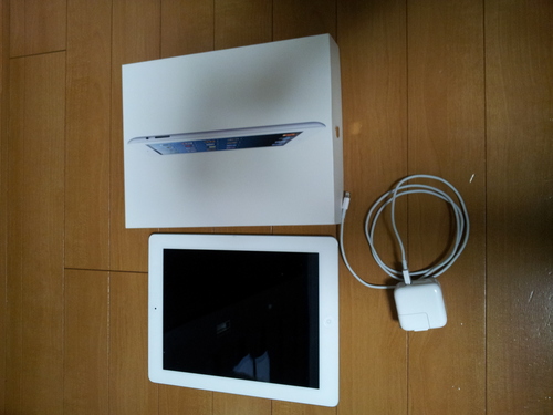 ipad  Wi-Fi 32G white  第４世代