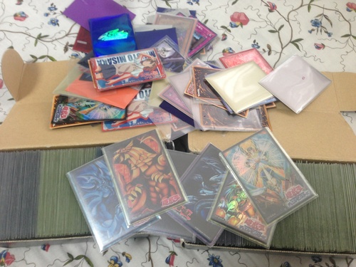 超お得 遊戯王 デッキスリーブ付き