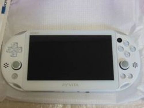 PS VITAホワイト 美品