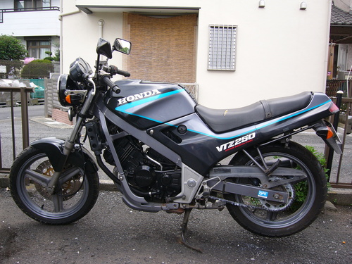 【不動車ですが美品です】ホンダVTZ250