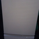 2005年製 冷蔵庫 シャープ 135リットル