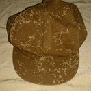 茶色の帽子