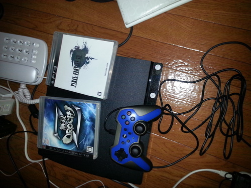 本体とソフト２本です。