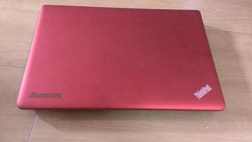 レノボ E430 赤色 Windows7 core i5 パワポ付き！ほぼ新品です。
