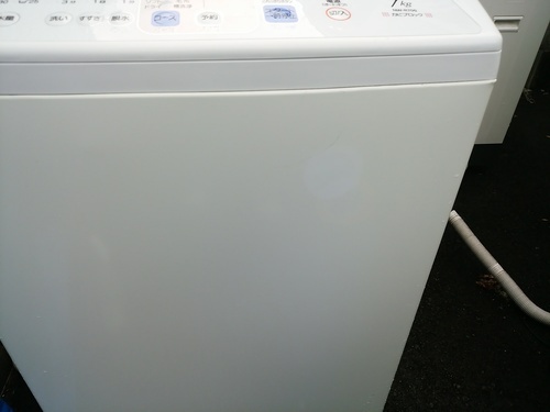 HITACHI　2009年　7リットル　全自動洗濯機