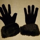 茶色の手袋