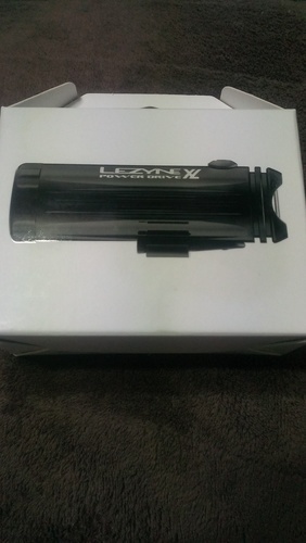 高級ライト LEZYNE POWER DRIVE XL 未使用品！