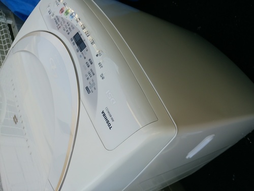 乾燥機能付き全自動洗濯機　容量8キロ