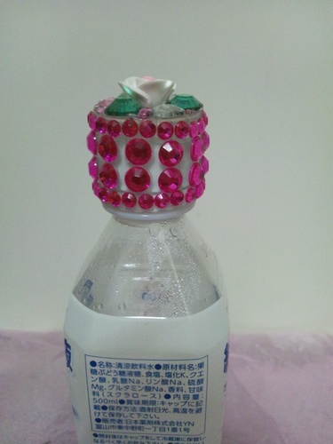 キラキラ ペットボトルデコキャップ グリーン Sora 墨田の生活雑貨の中古あげます 譲ります ジモティーで不用品の処分
