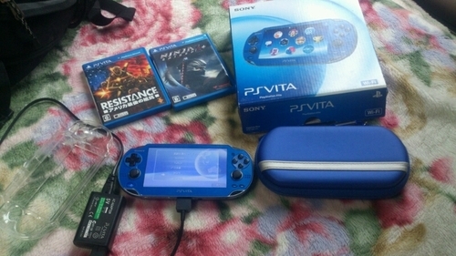 美品 PS VITA PCH-1000 特典多数