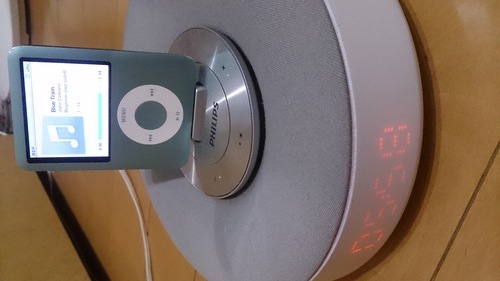 PHILIPS製 卓上iPodスピーカー