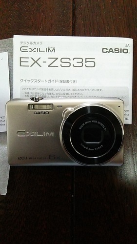 デジカメ（未使用）／CASIO  EXILIM  EX-ZS35