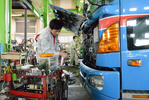 吉川自動車運送さん 吉川自動車運送株式会社 のプロフィール 中古あげます 譲ります 無料広告 無料掲載のジモティー フリマ 掲示板